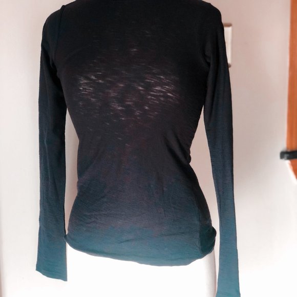 NWT || Nation - Morgan turtleneck tee night - Picture 3 of 4